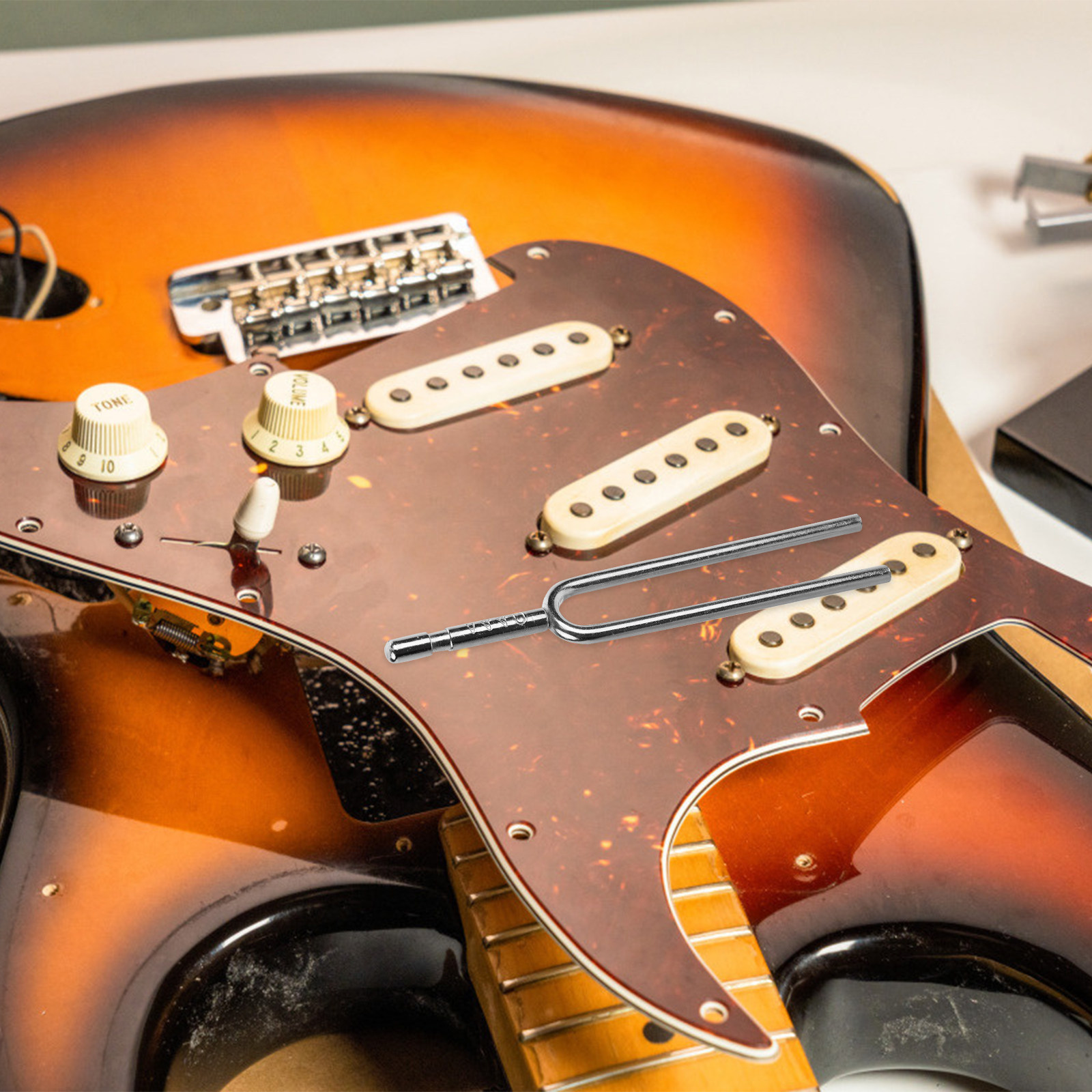 Стандартный профессиональный м – обзор и цена Musical Instrument Tuning Guitar Tuner. Standard Guitar Tuning